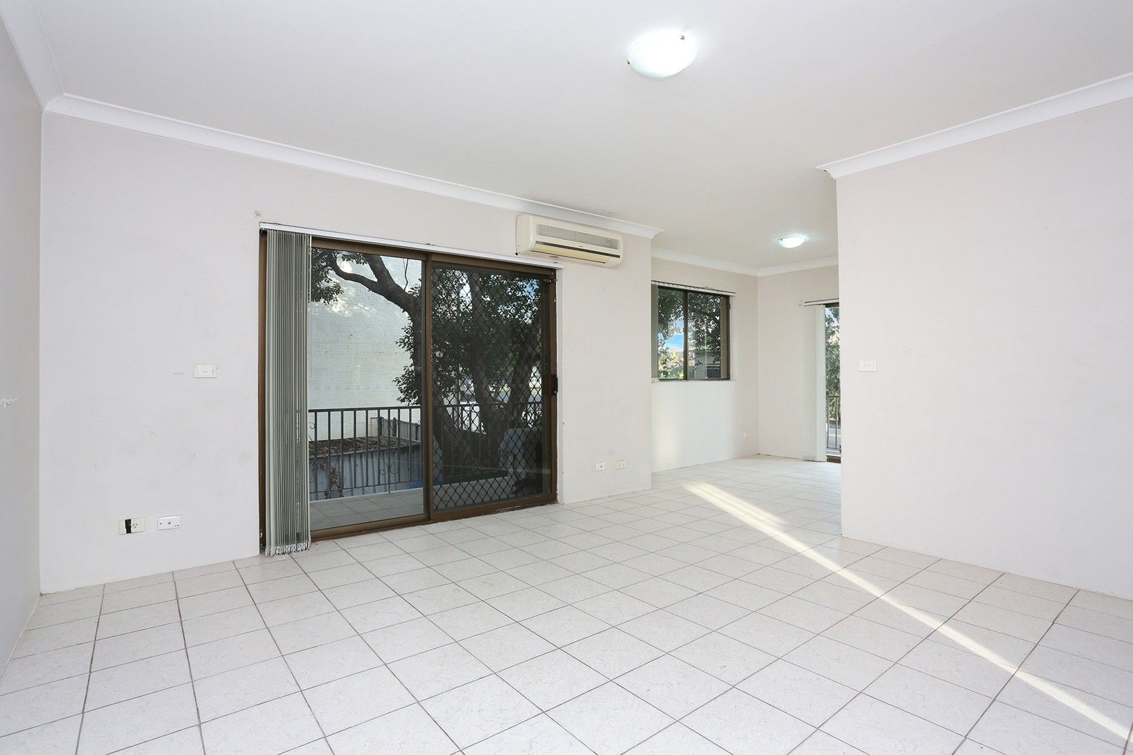 1/11 Louis Street, Granville NSW 2142, Image 0