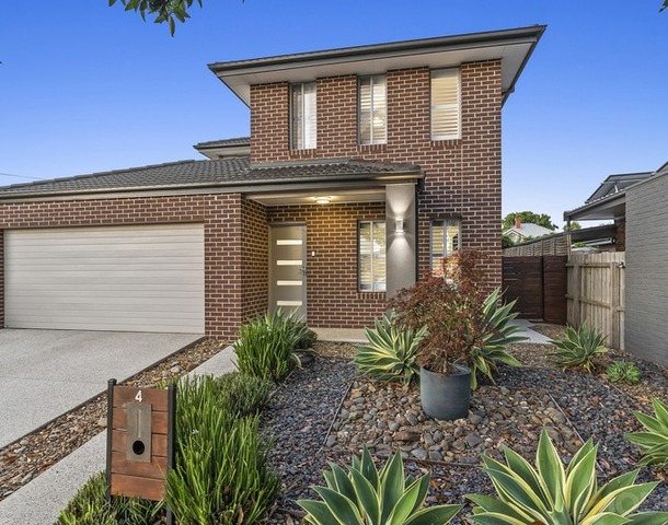 4 Roscommon Place, Herne Hill VIC 3218