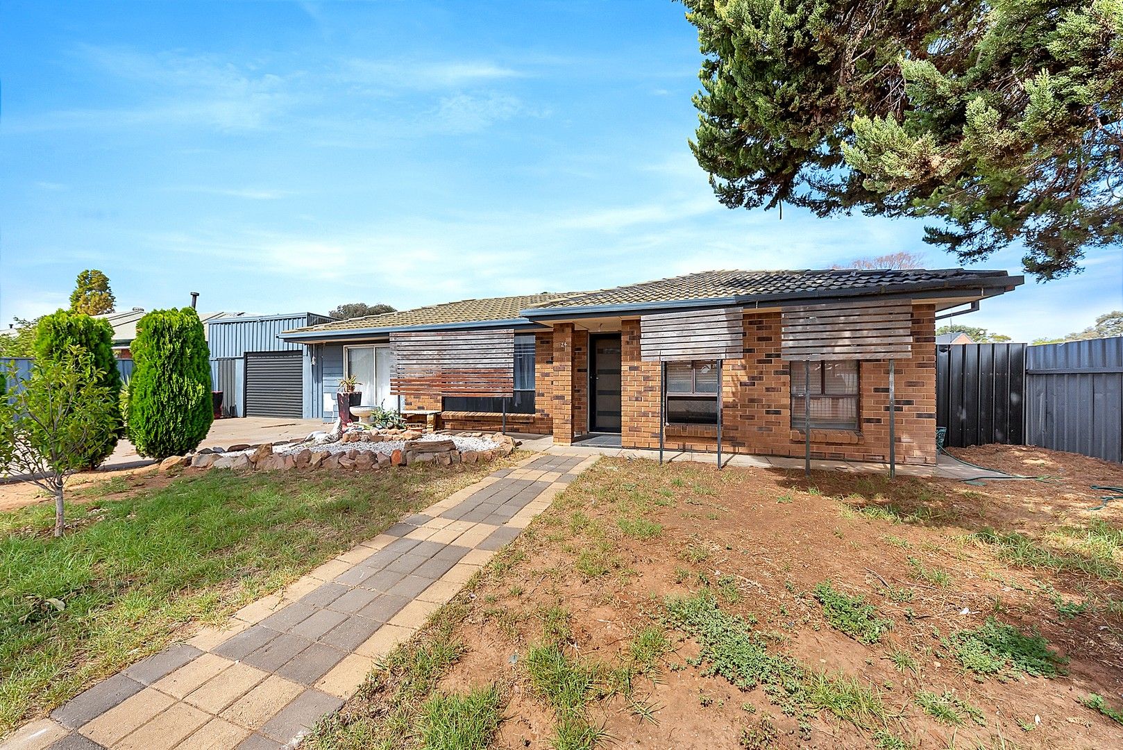 24 Hall Crescent, Burton SA 5110, Image 0