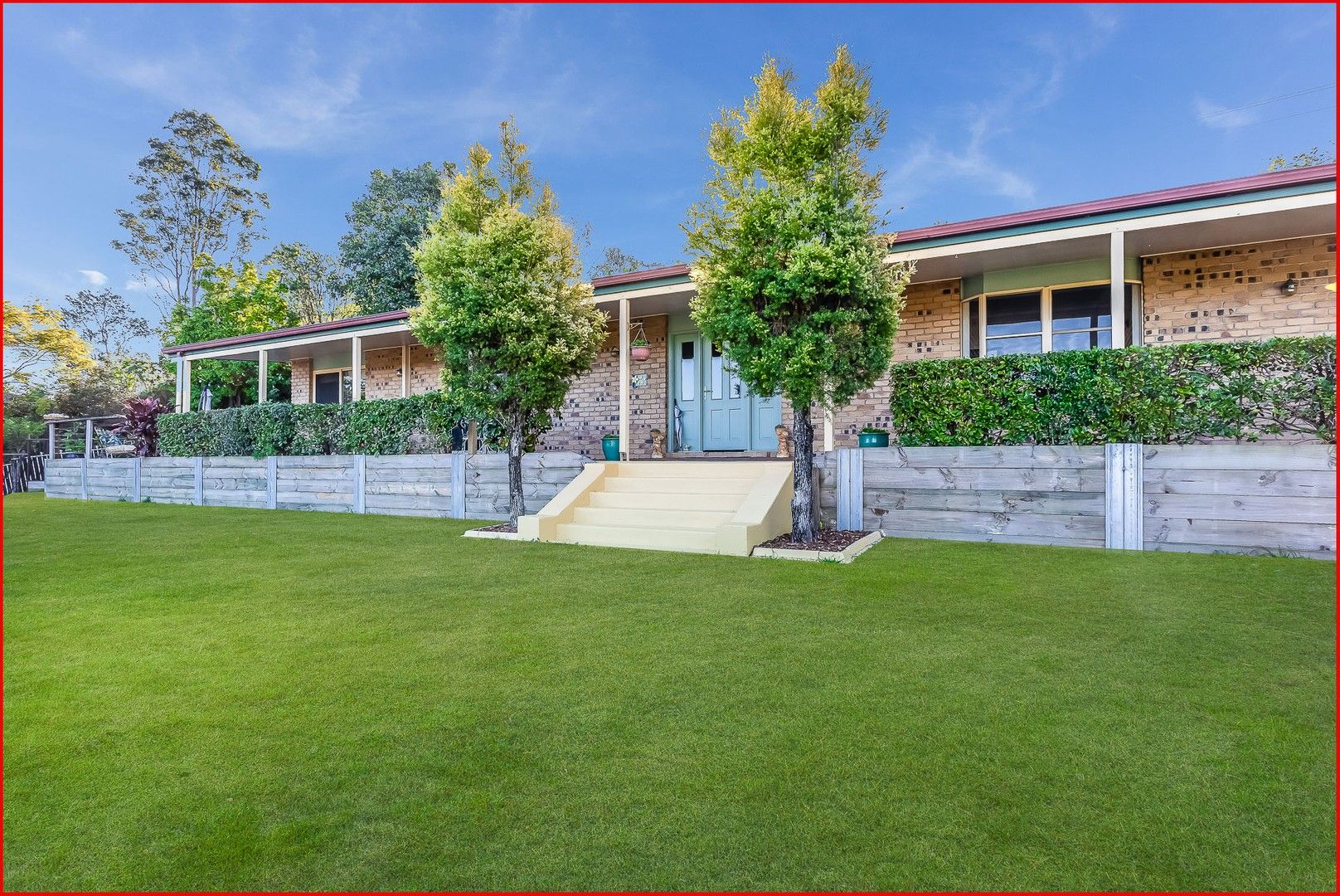 4 Chatswood Court, Arana Hills QLD 4054, Image 0