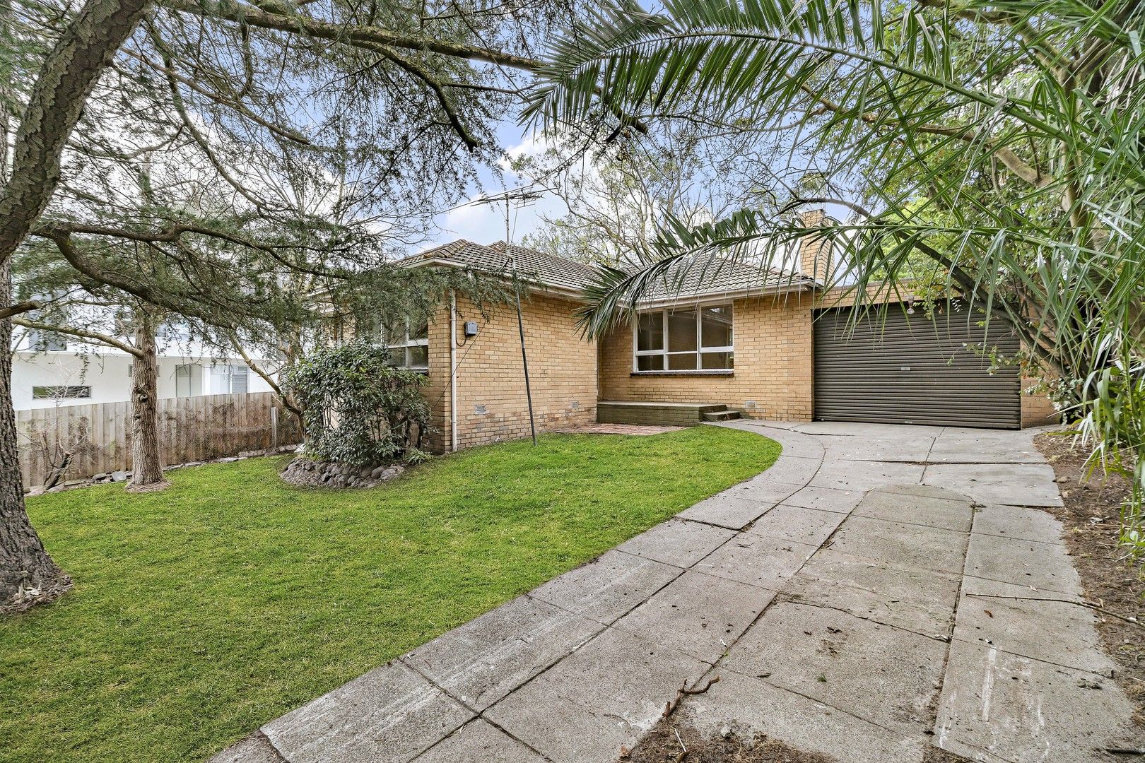3 bedrooms House in 4 Stamford Road OAKLEIGH VIC, 3166