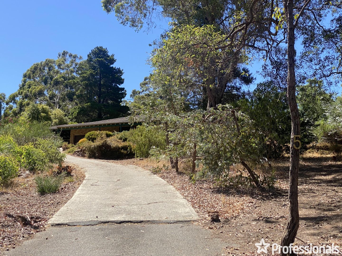 5 Chipper Close, Bedfordale WA 6112, Image 1