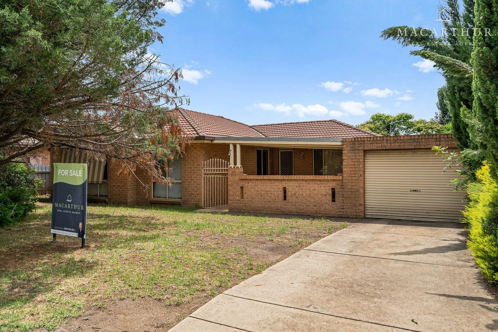 71 Dalman Parkway, Glenfield Park NSW 2650, Image 0