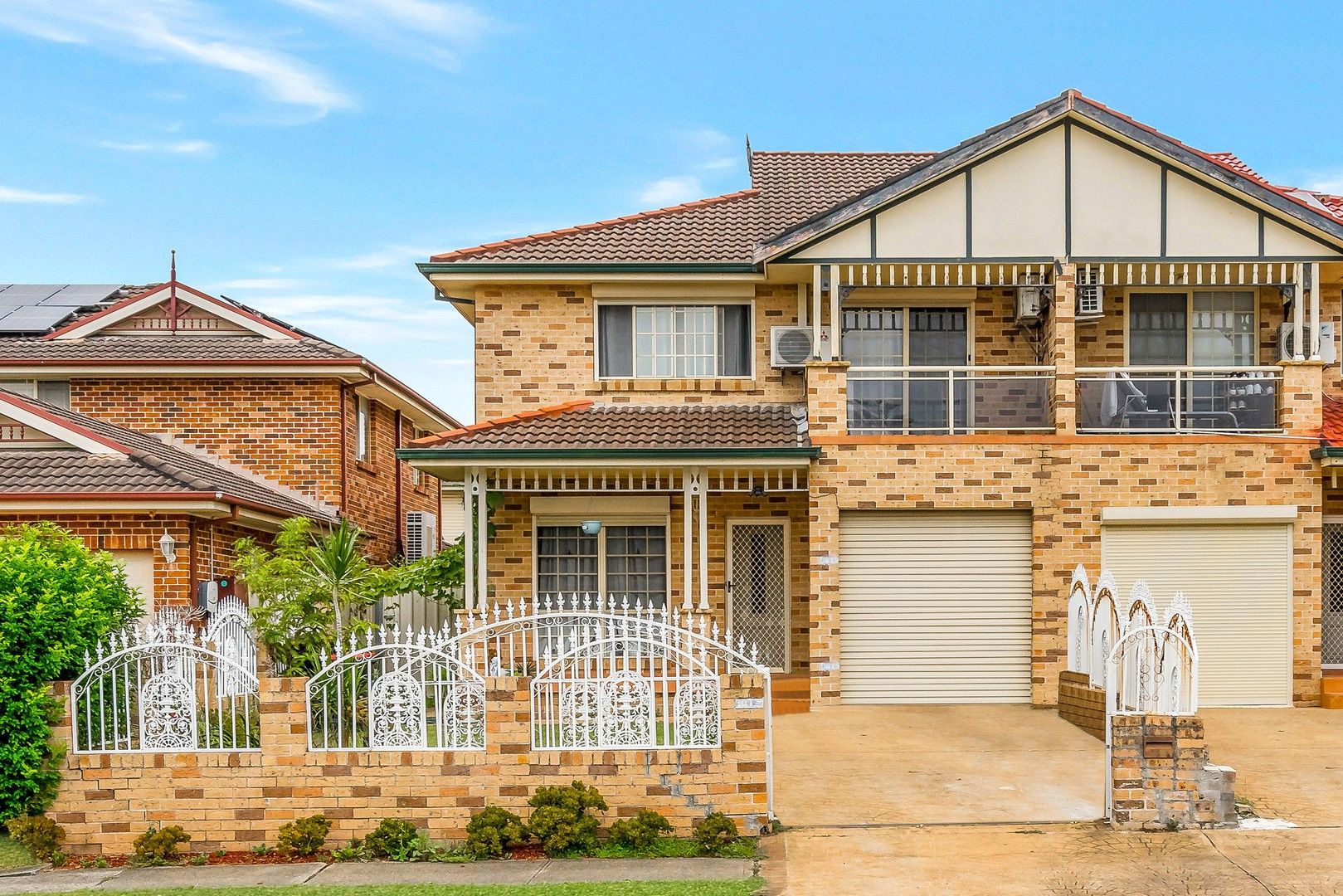 4 bedrooms Duplex in 264A Green Valley Road GREEN VALLEY NSW, 2168