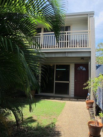 4/21-25 Cumming Parade, Point Lookout QLD 4183