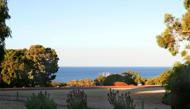 12 Seaview Rise, EAGLE BAY WA 6281, Image 1