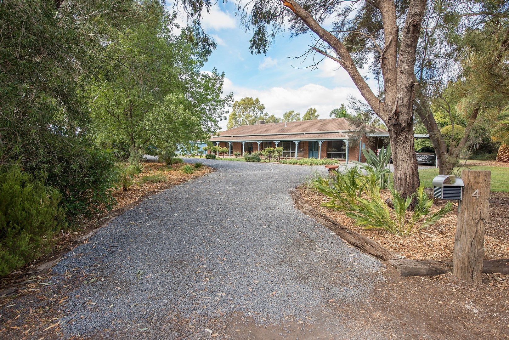 4 Landy Crescent, Swan Hill VIC 3585, Image 0