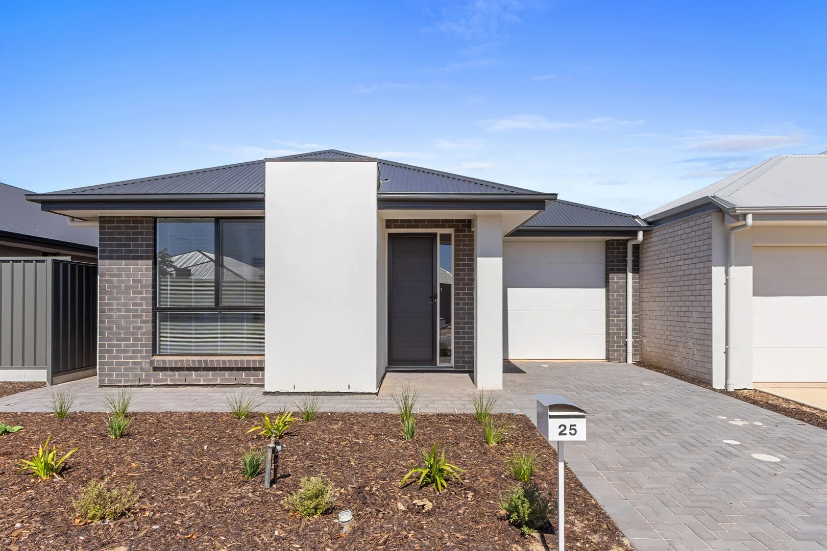 25 Noah Crescent, Angle Vale SA 5117