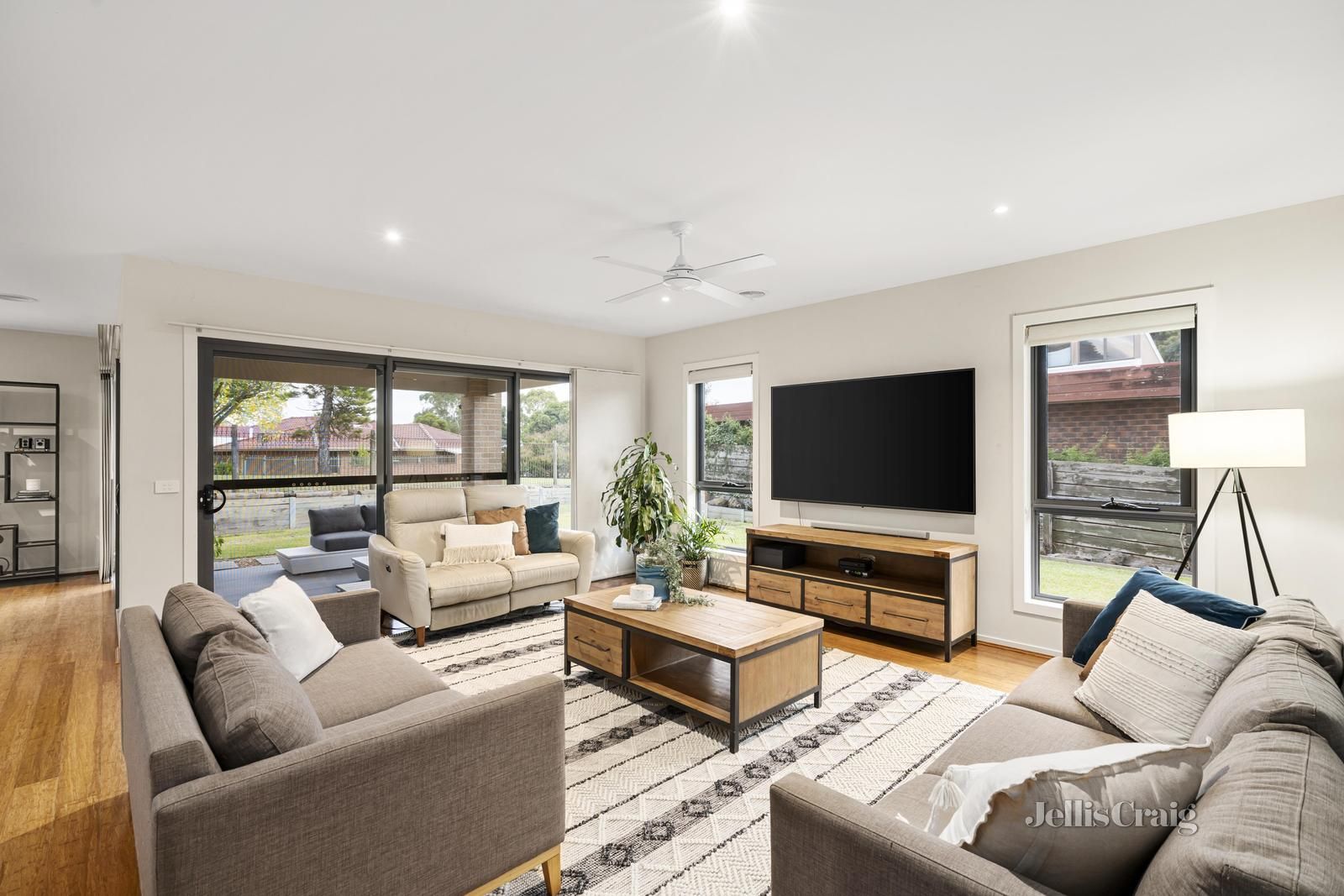 9 Buvelot Wynd, Doncaster East VIC 3109, Image 1