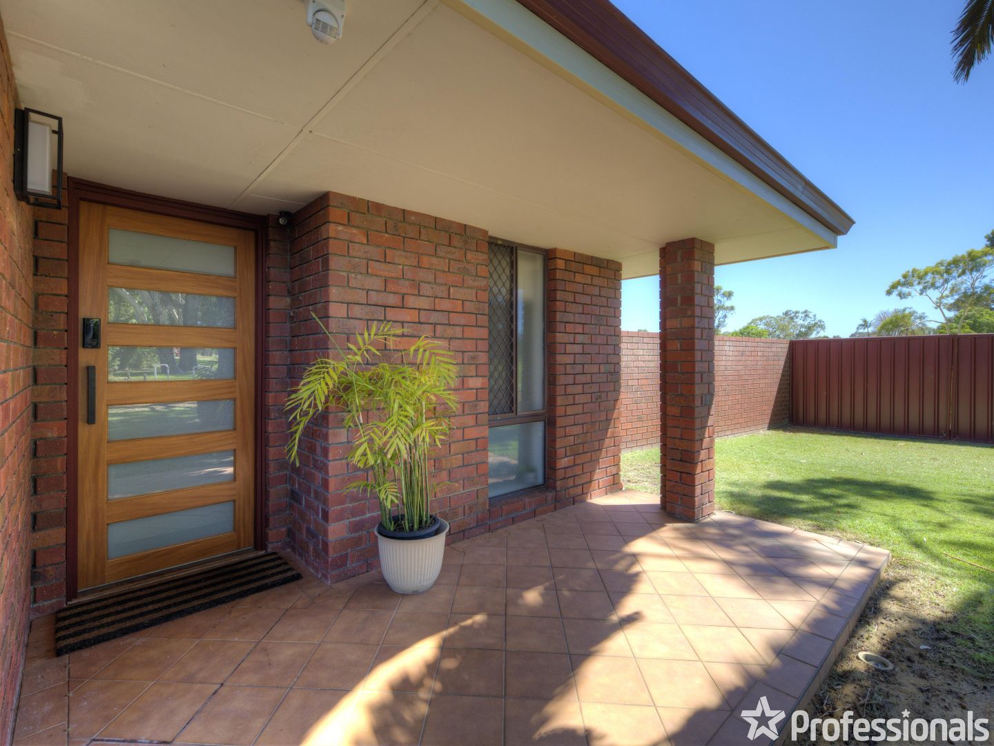 11 Sorrel Court, Forrestfield WA 6058, Image 1