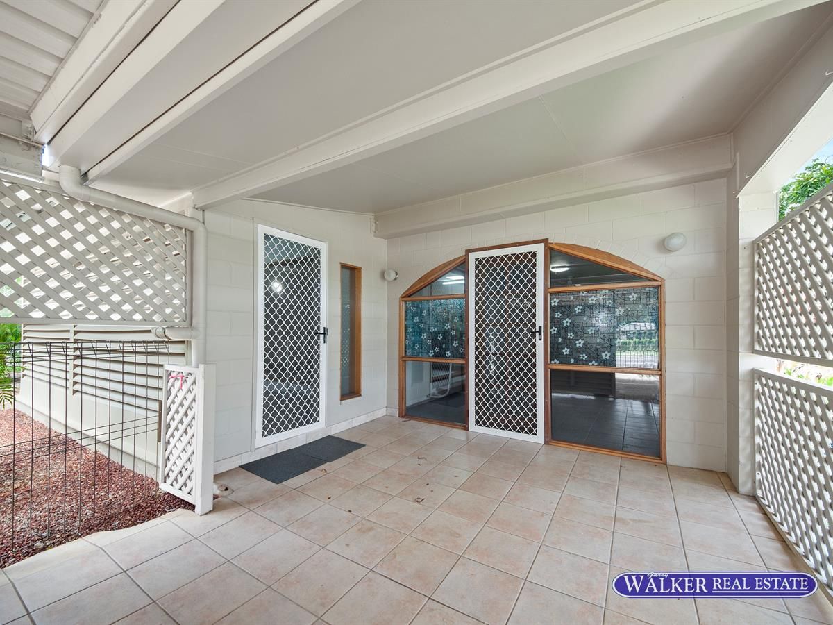 25 Windarra Street, Woree QLD 4868, Image 2