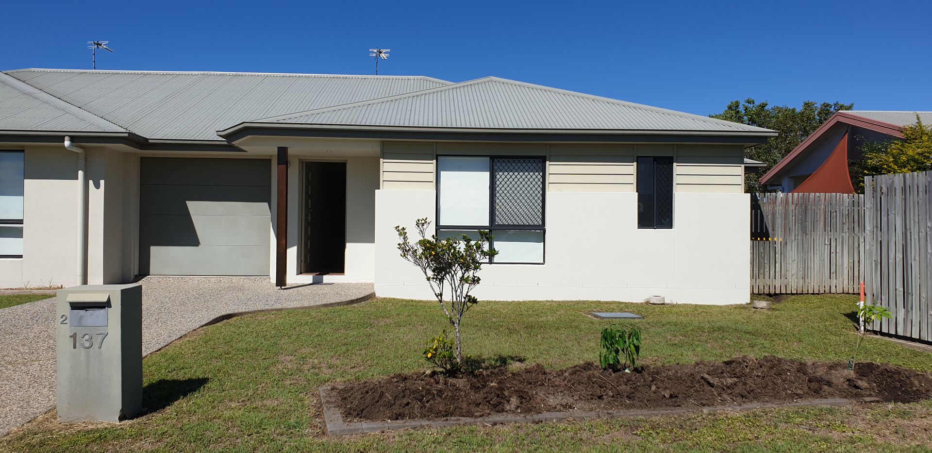 2/137 Daydream Circuit, Burdell Property History & Address Research