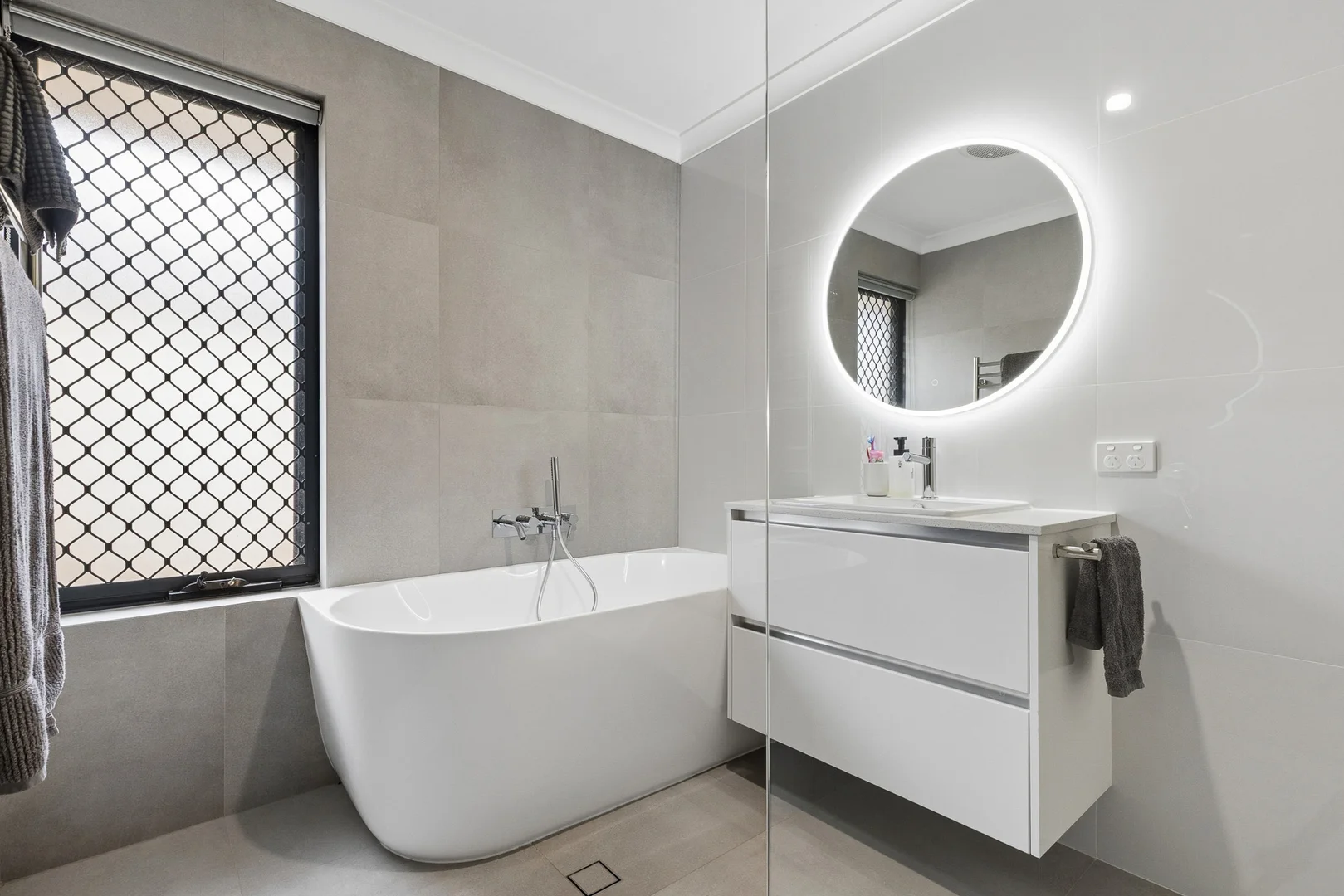 Additional image 17 of 37 Pamplona Boulevard, Port Kennedy WA 6172