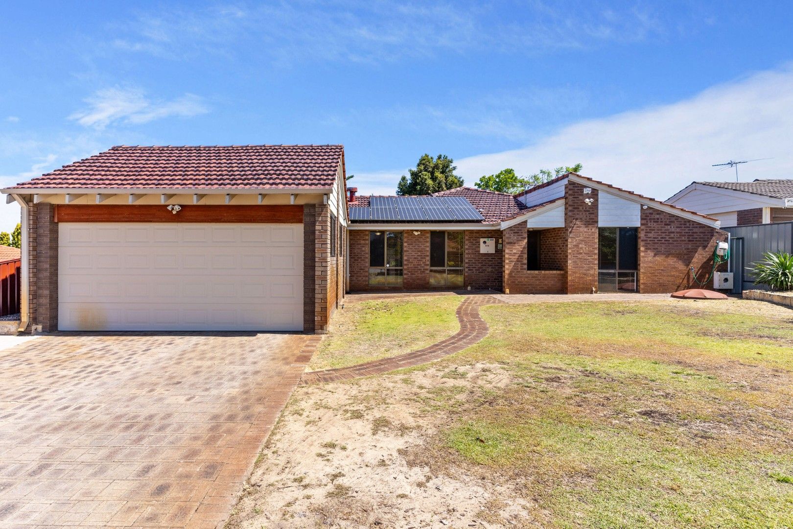 4 bedrooms House in 22 Marsengo Road BATEMAN WA, 6150