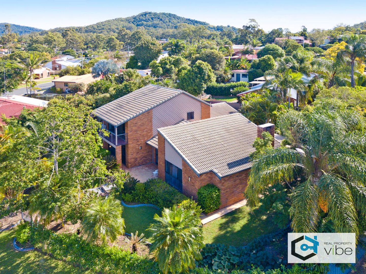 23 Carl Heck Boulevard, Windaroo QLD 4207