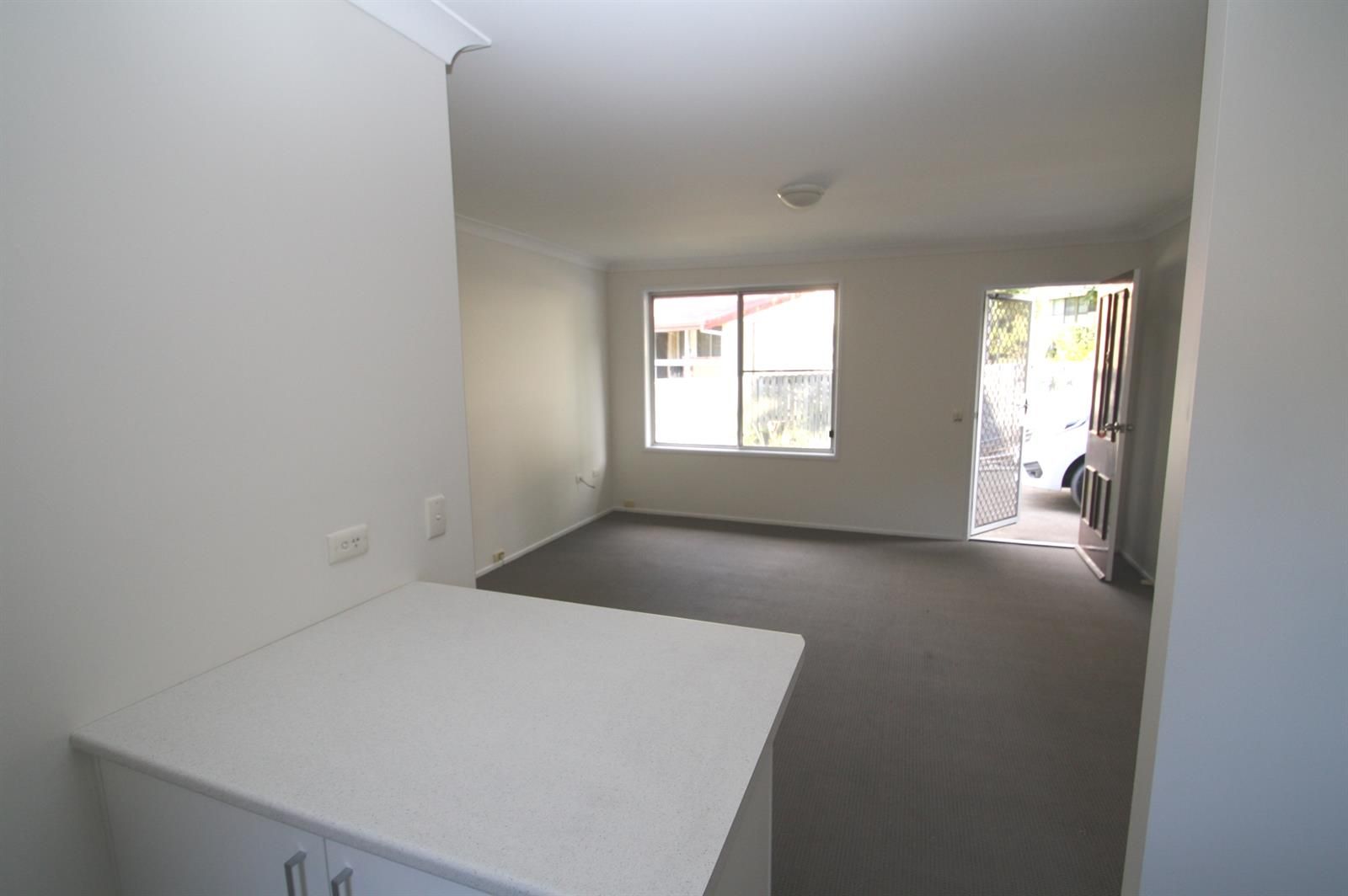 2/20 WATER STREET, Southport QLD 4215, Image 2