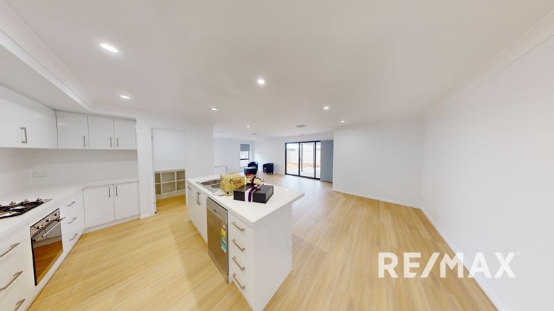 3 bedrooms New Apartments / Off the Plan in 1/84 John Potts Drive JUNEE NSW, 2663