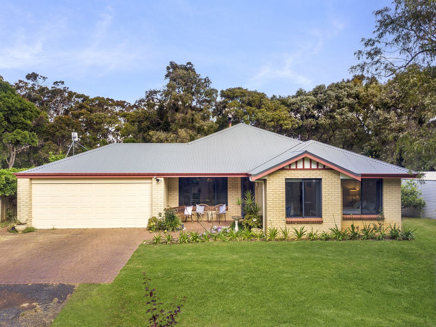 11 Old Kilcarnup Road, Burnside WA 6285 Domain