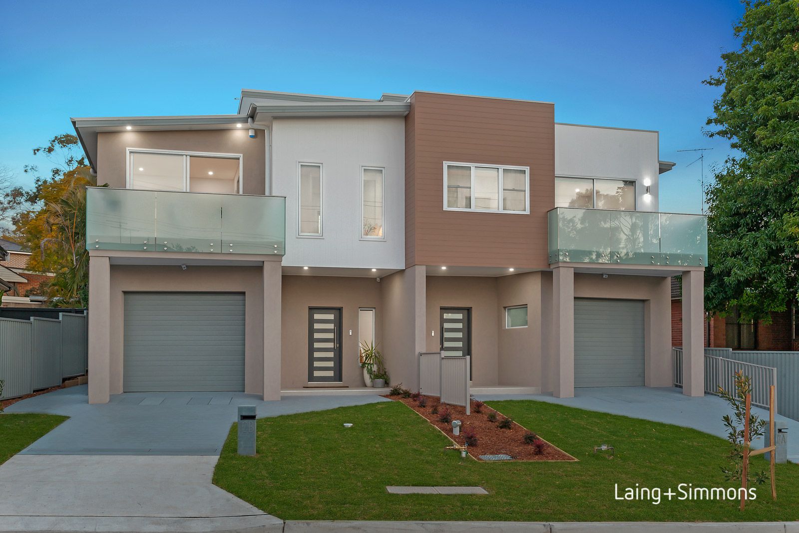 4 bedrooms Duplex in 12A Adamson Avenue DUNDAS VALLEY NSW, 2117