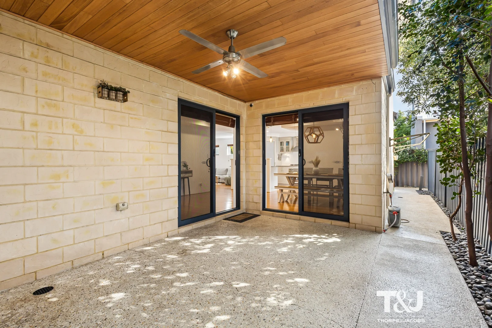 Additional image 16 of 243A Huntriss Road, Doubleview WA 6018