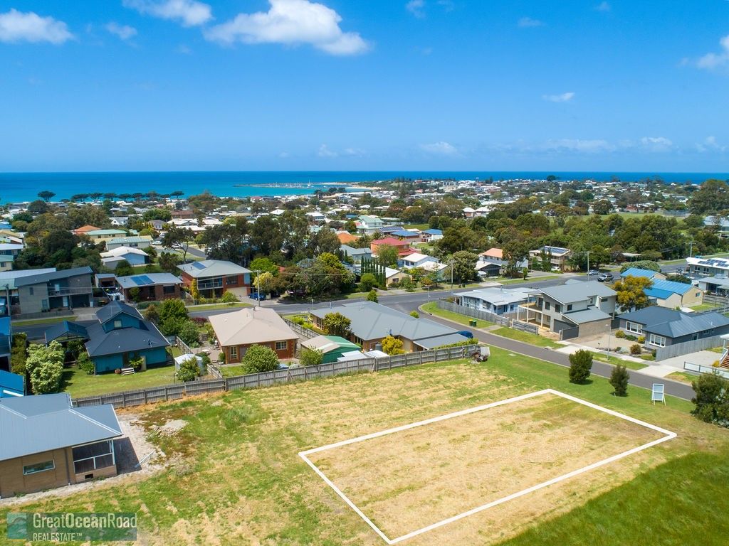 4 Woodlands Avenue, Apollo Bay VIC 3233, Image 0