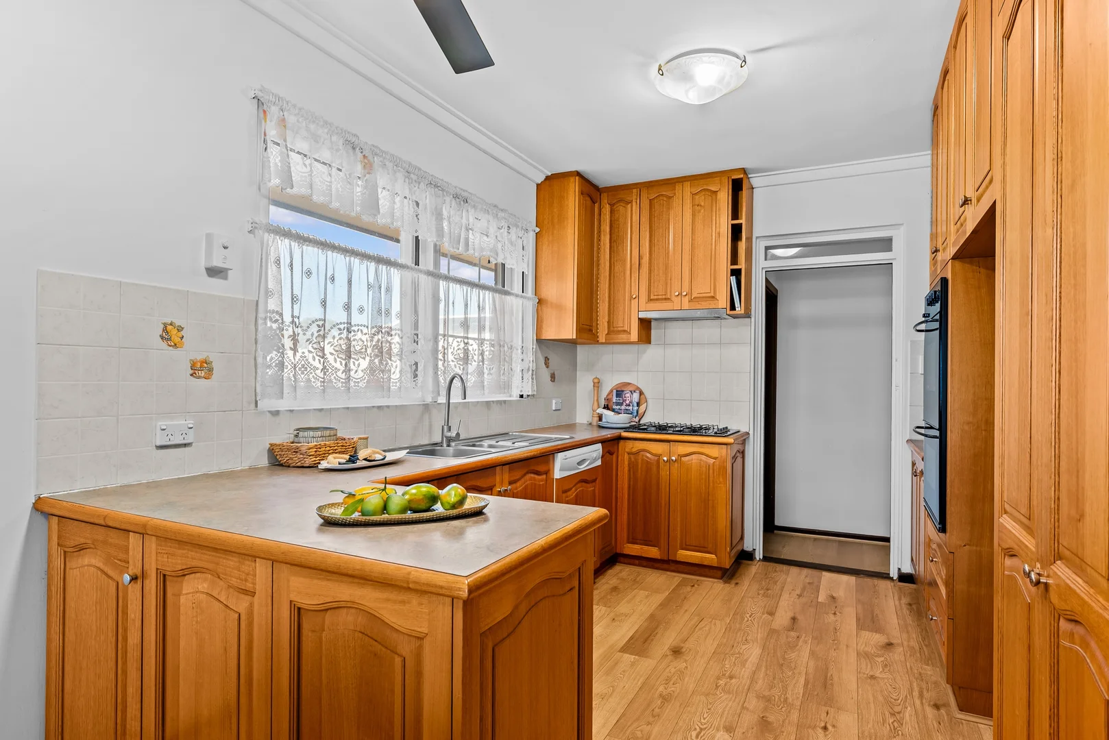 Additional image 8 of 290 Robinson Avenue, Cloverdale WA 6105