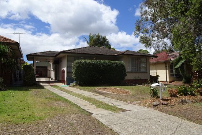 Picture of 28 Austin Boulevard, PICNIC POINT NSW 2213