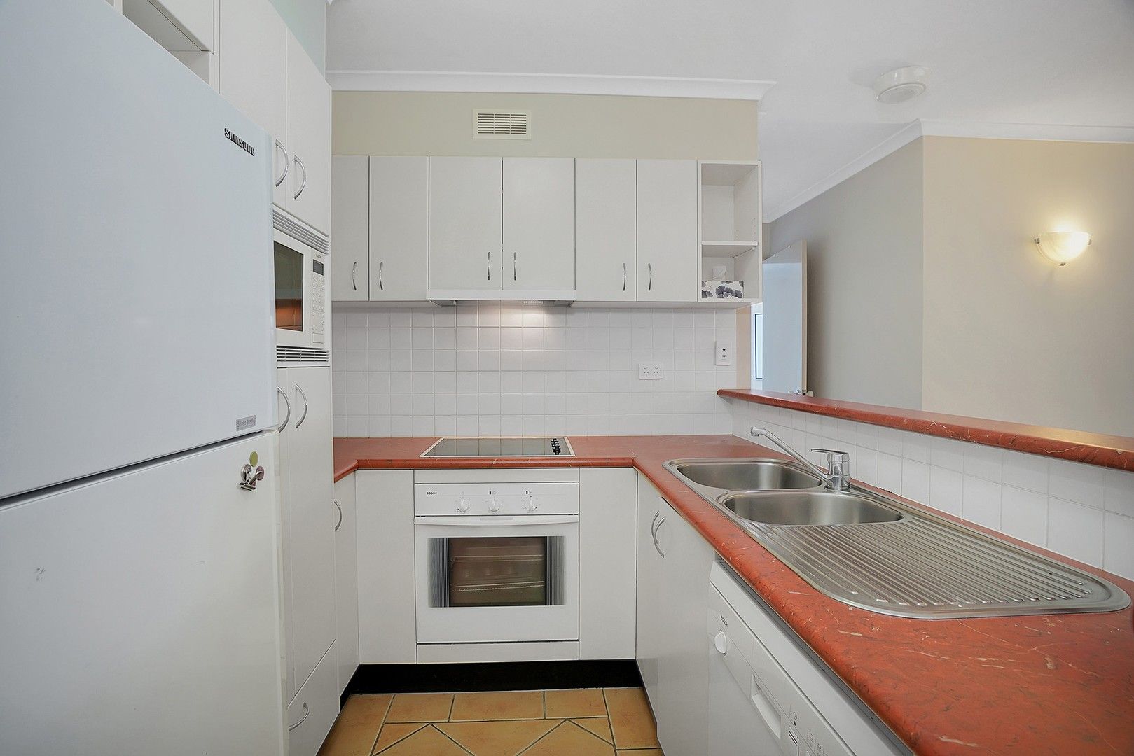 2 bedrooms Apartment / Unit / Flat in 505/220 Melbourne Street SOUTH BRISBANE QLD, 4101