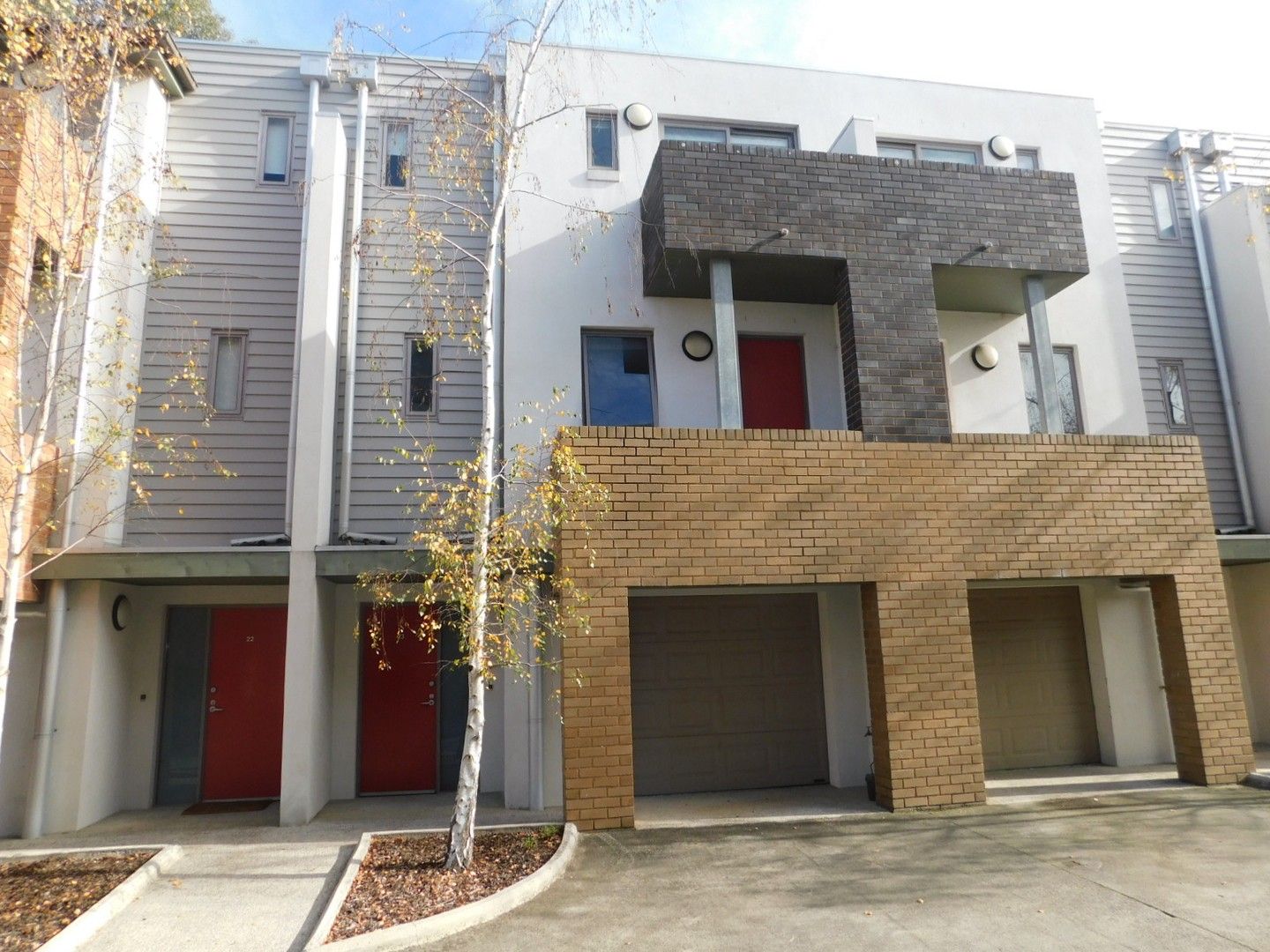 2 bedrooms Apartment / Unit / Flat in 23/45 Rosanna Road HEIDELBERG VIC, 3084