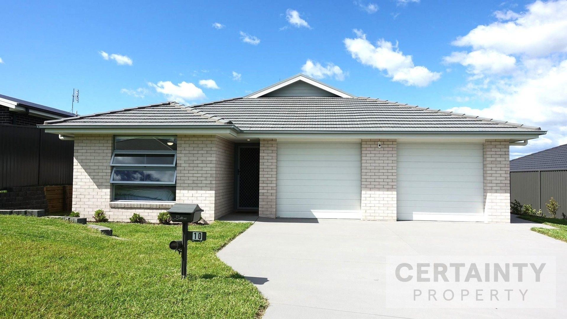 10 Castleton Close, Farley NSW 2320 House For Rent 530 Domain