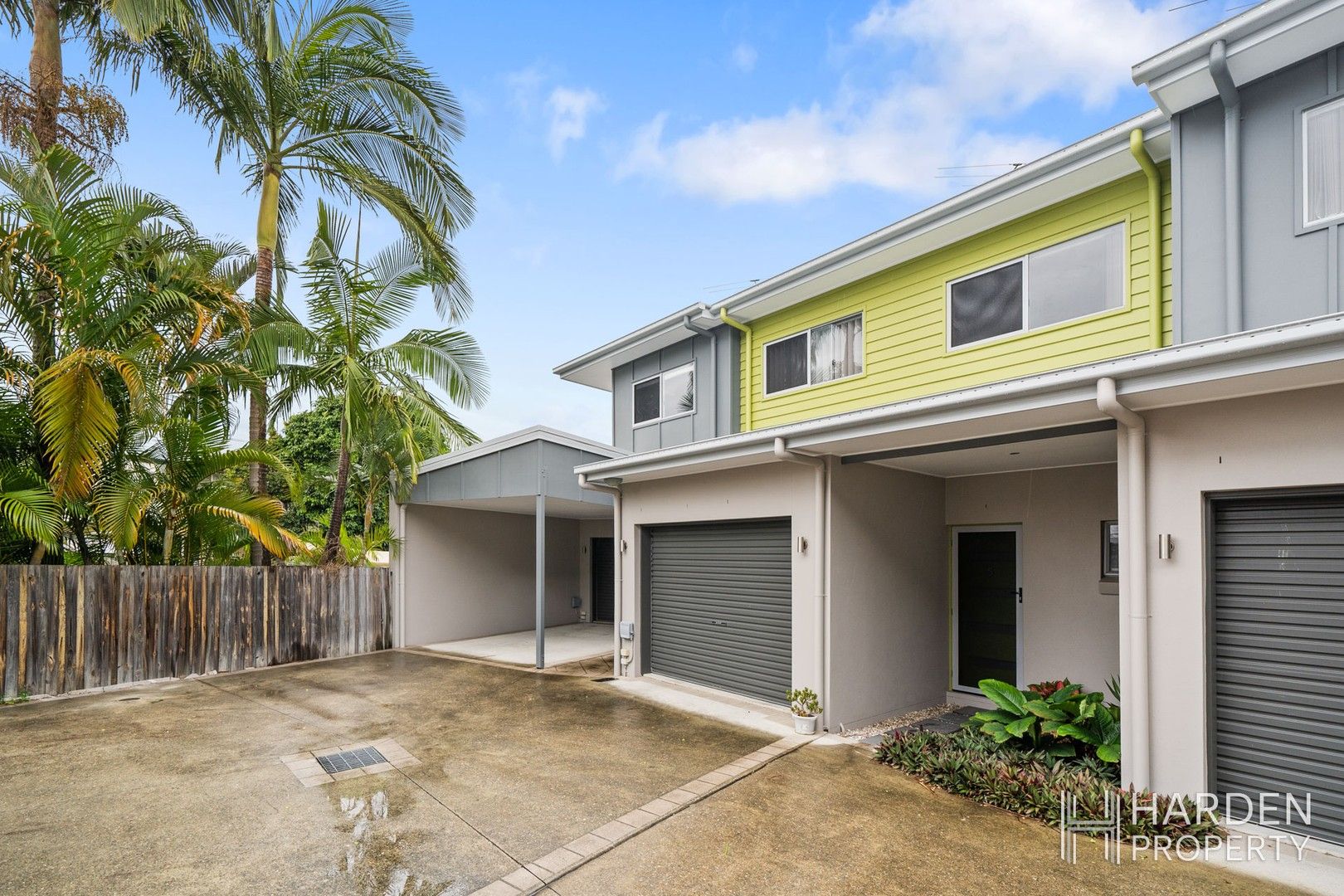 3 bedrooms Townhouse in 5/27 Birdwood Road HOLLAND PARK WEST QLD, 4121