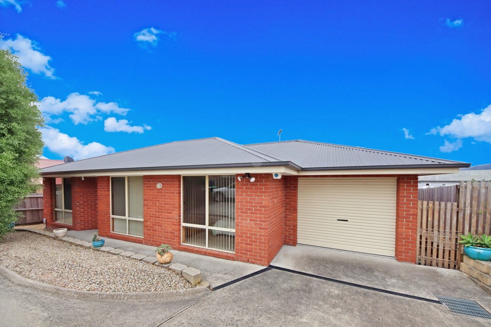 2/5 Dove Court, Claremont TAS 7011, Image 0