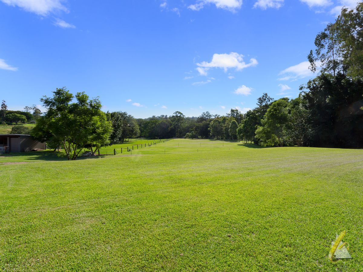 135 Airlie Road, Pullenvale QLD 4069, Image 2