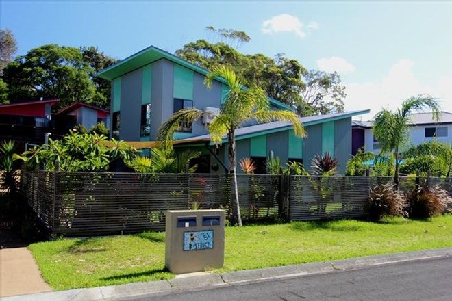Picture of 1/51 Belbourie Crescent, BOOMERANG BEACH NSW 2428