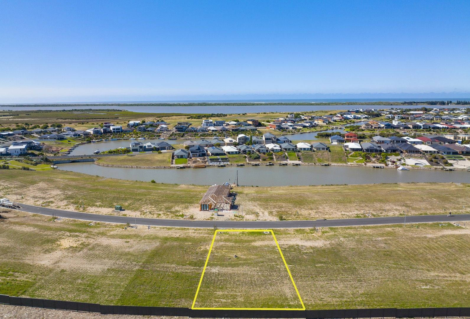 15 Tyro Parade, Hindmarsh Island SA 5214, Image 0