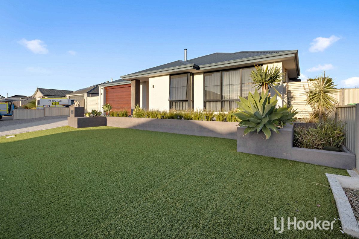 4 bedrooms House in 13 Solar Street AUSTRALIND WA, 6233