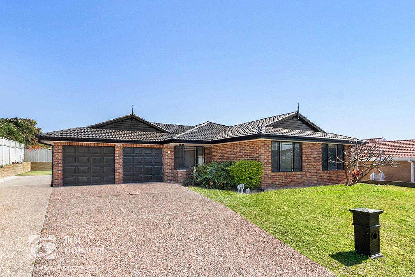 5 Bracken Close, Cameron Park NSW 2285, Image 0