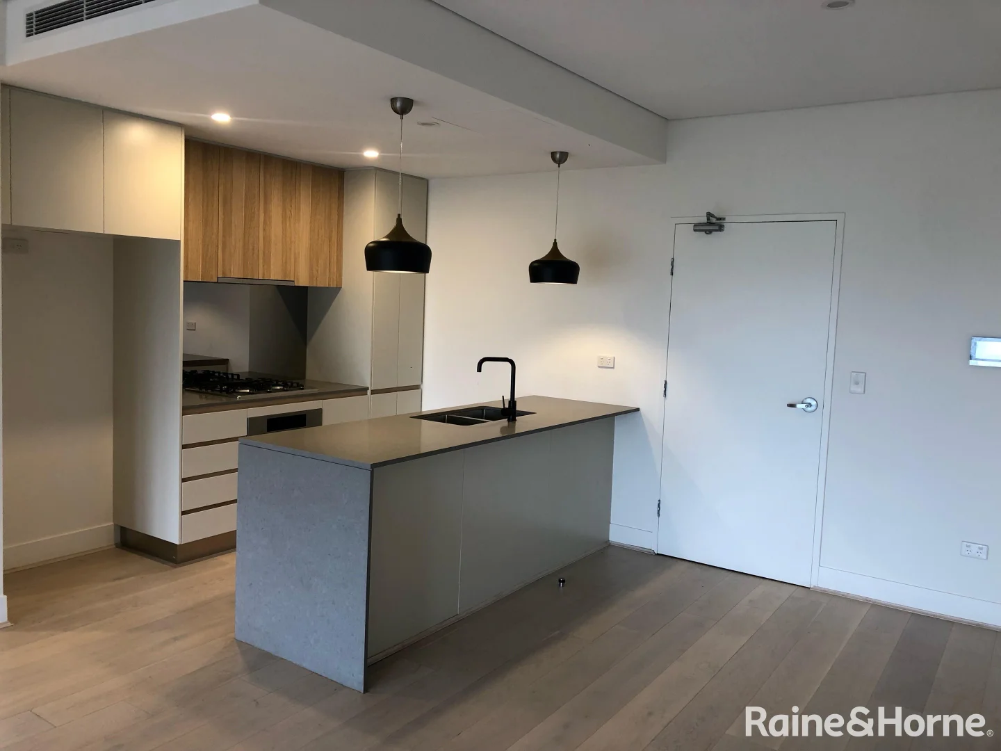 Additional image 3 of 406/17 Loftus Street, Wollongong NSW 2500