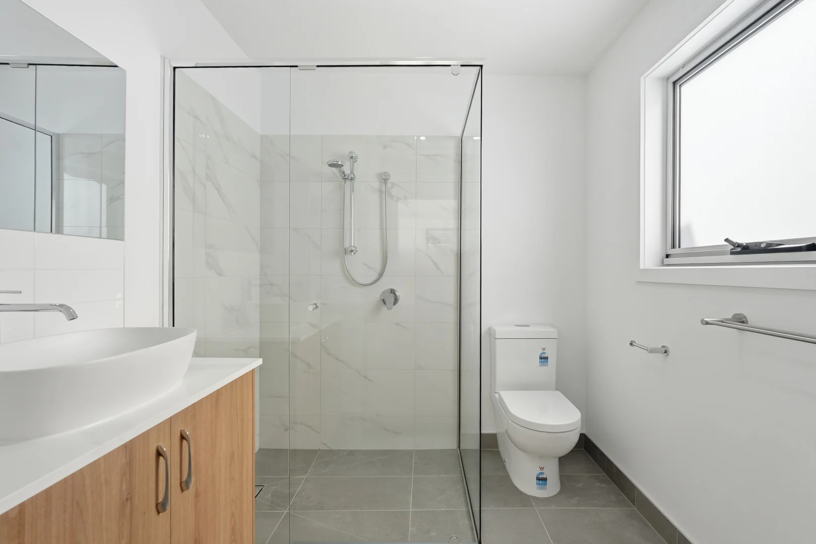 Additional image 21 of 1/8 Cherrington Dr, Tranmere TAS 7018