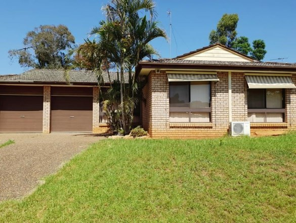 20 Crispsparkle Drive, Ambarvale NSW 2560