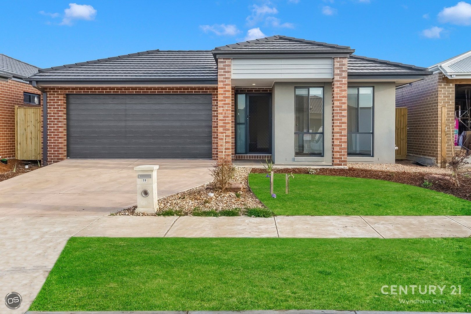 4 bedrooms House in 19 Lay Street TARNEIT VIC, 3029