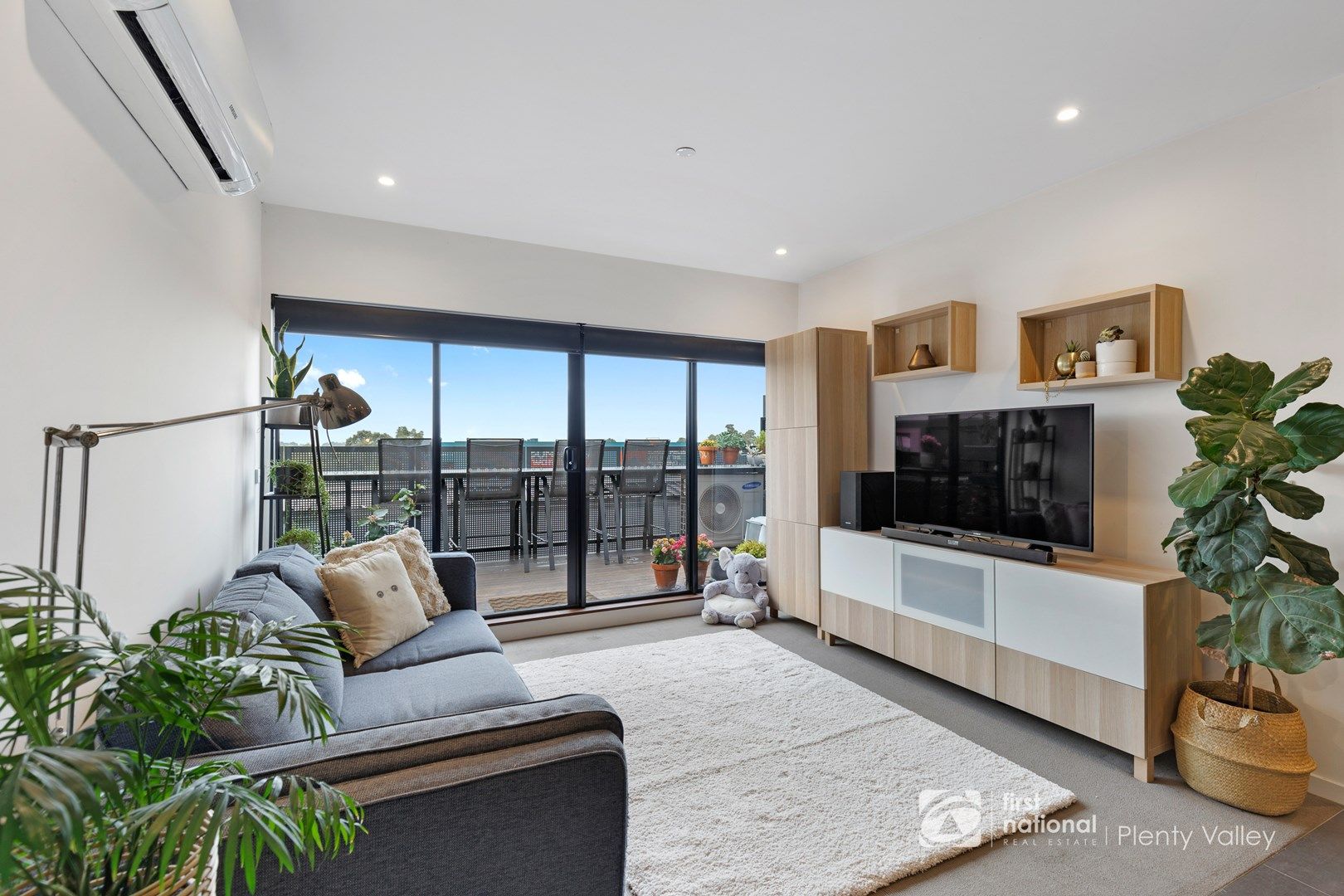 302/30 Oleander Drive, Mill Park VIC 3082, Image 0