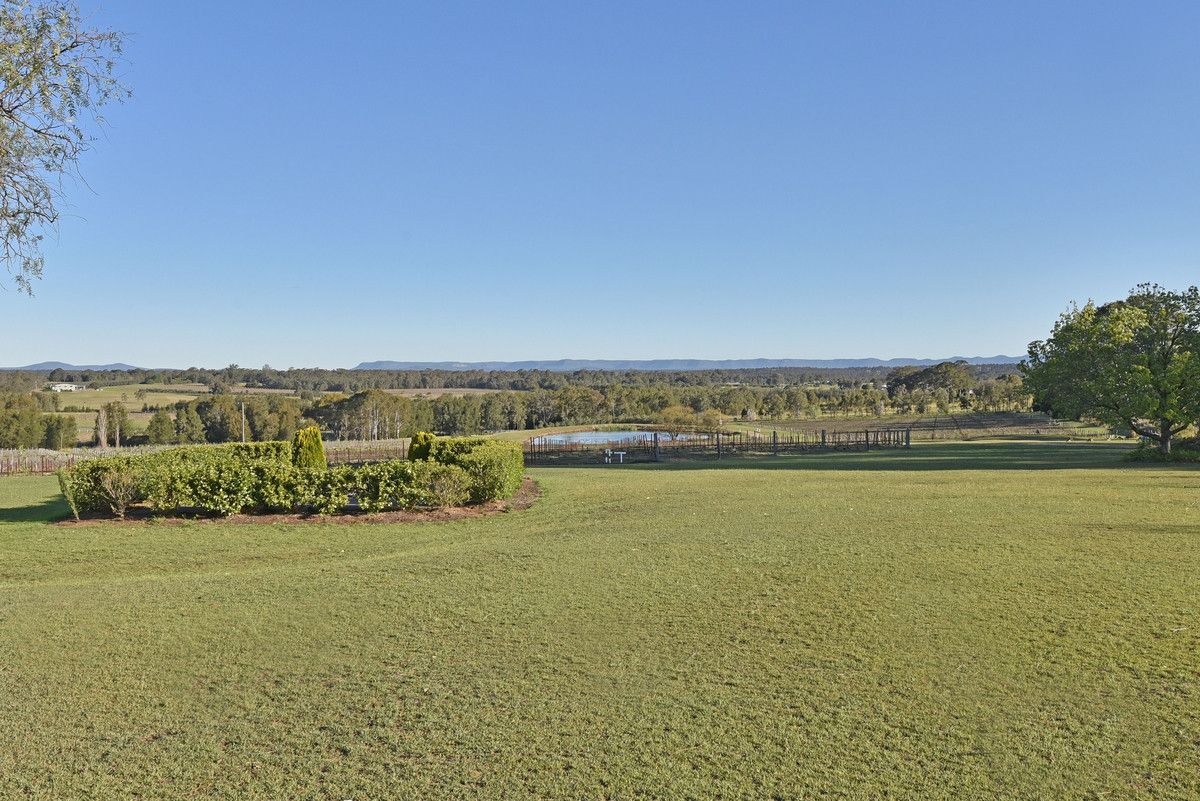 162 Wilderness Road, Lovedale NSW 2325