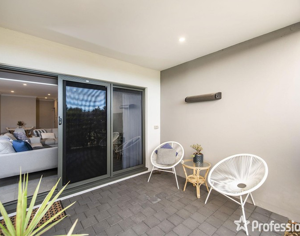 2/14 Gelirah Lane, Martin WA 6110