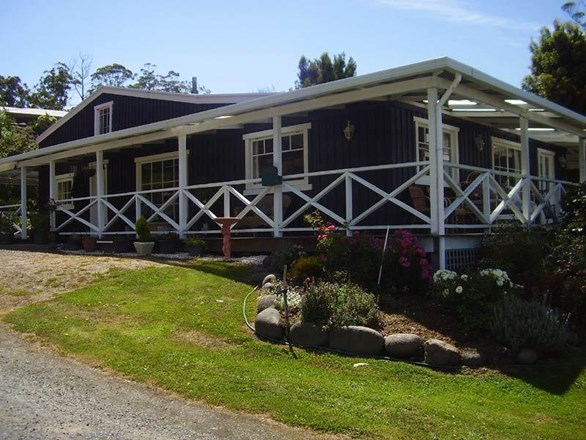 8 Percival Place, Dover TAS 7117