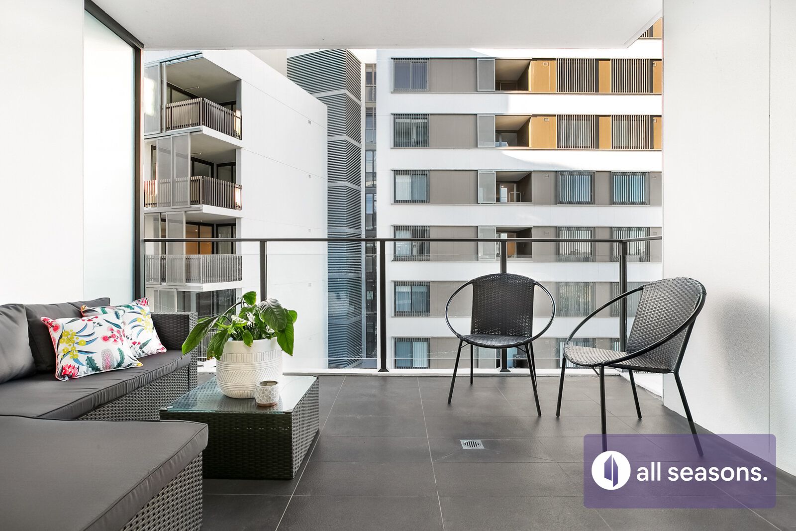 2 bedrooms Apartment / Unit / Flat in 9067/7 Bennelong Parkway WENTWORTH POINT NSW, 2127