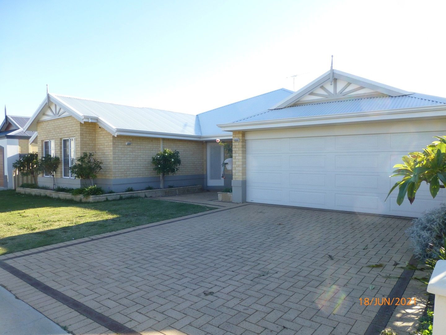 5 bedrooms House in 62 Daleford Way SOUTHERN RIVER WA, 6110