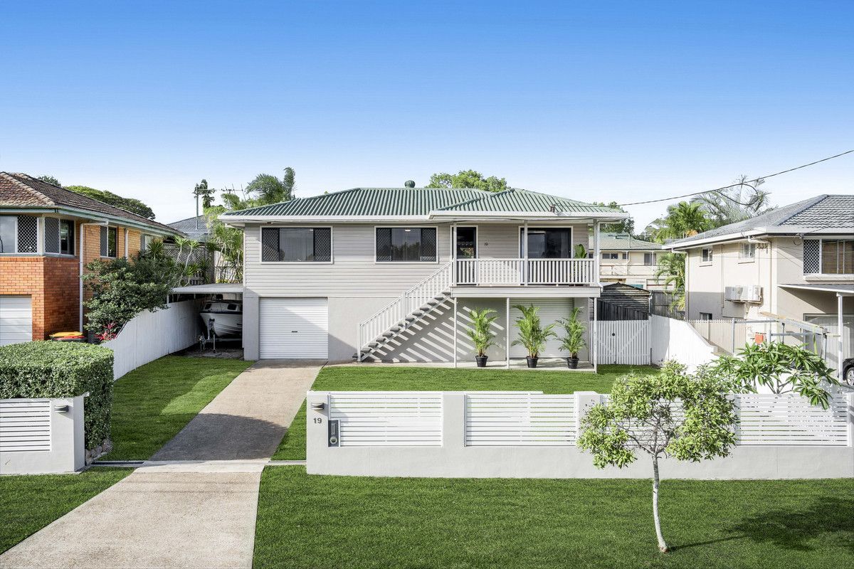 3 bedrooms House in 19 Samantha Street WYNNUM WEST QLD, 4178