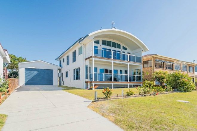 Picture of 25 Waratah Crescent, MINNIE WATER NSW 2462