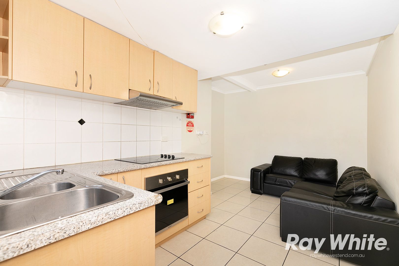 2/23 Waldheim St, Annerley QLD 4103, Image 1